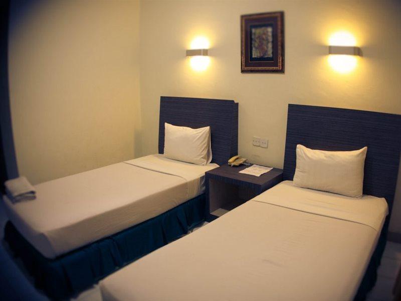 Rama Garden Hotel Палу Экстерьер фото